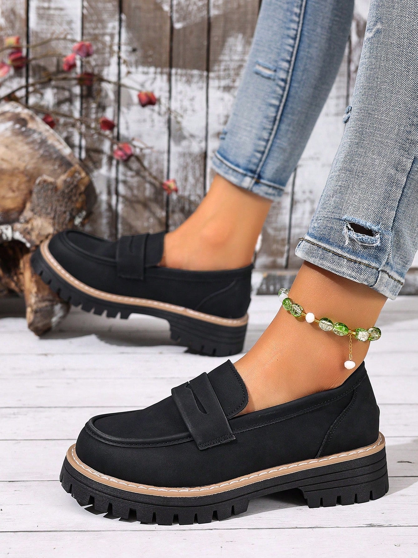 Women's Fashion Casual Round Toe Slip-On Loafers Shoes